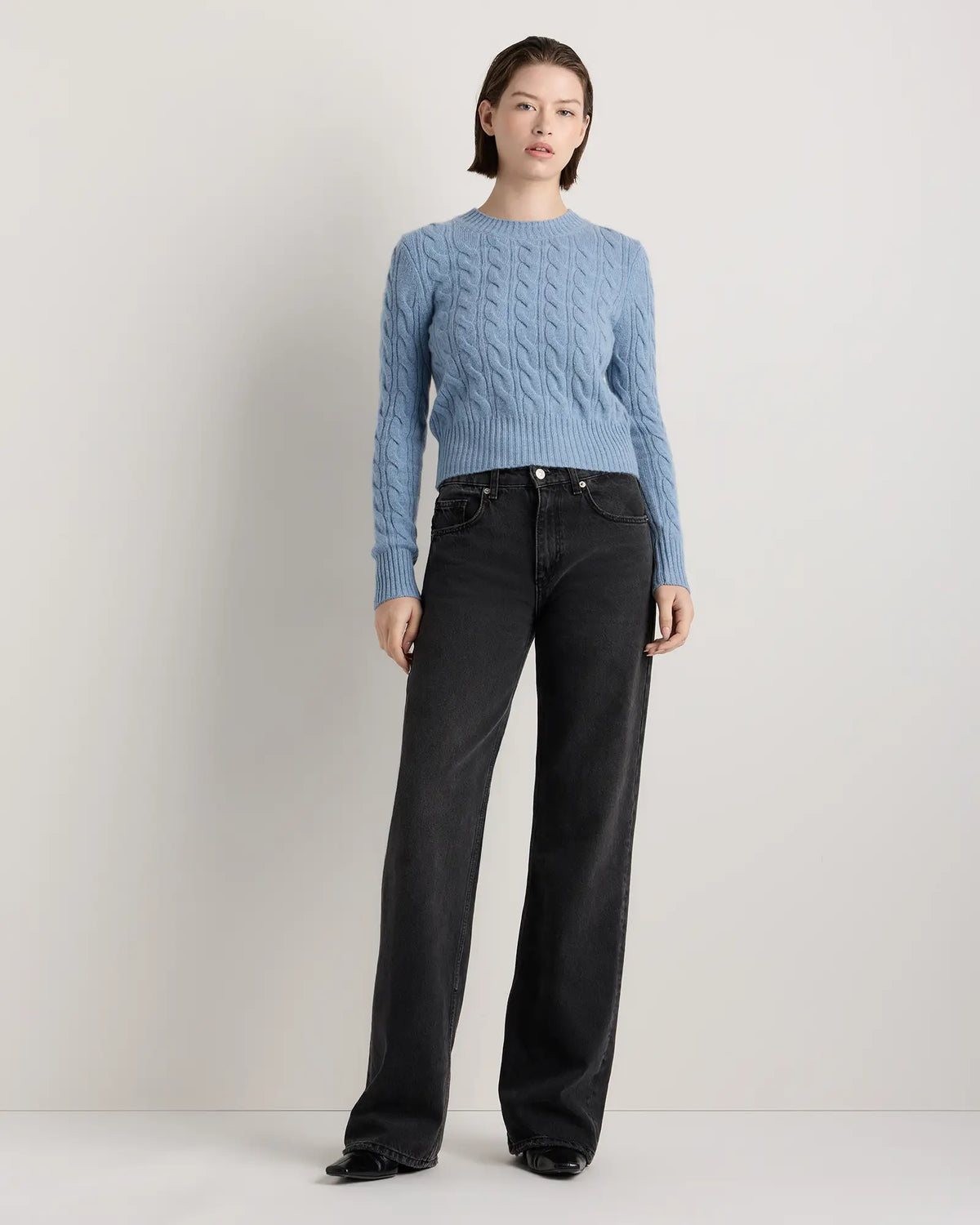Mongolian Cashmere Shrunken Cable Crewneck Sweater - US 4808