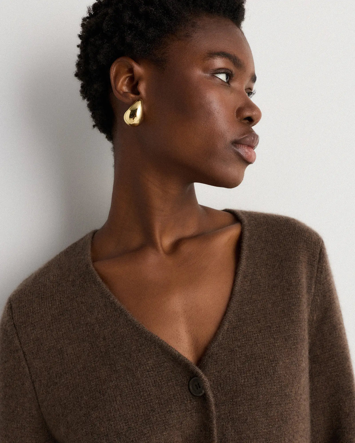 Mongolian Cashmere Structured V-Neck Cardigan - US 0319