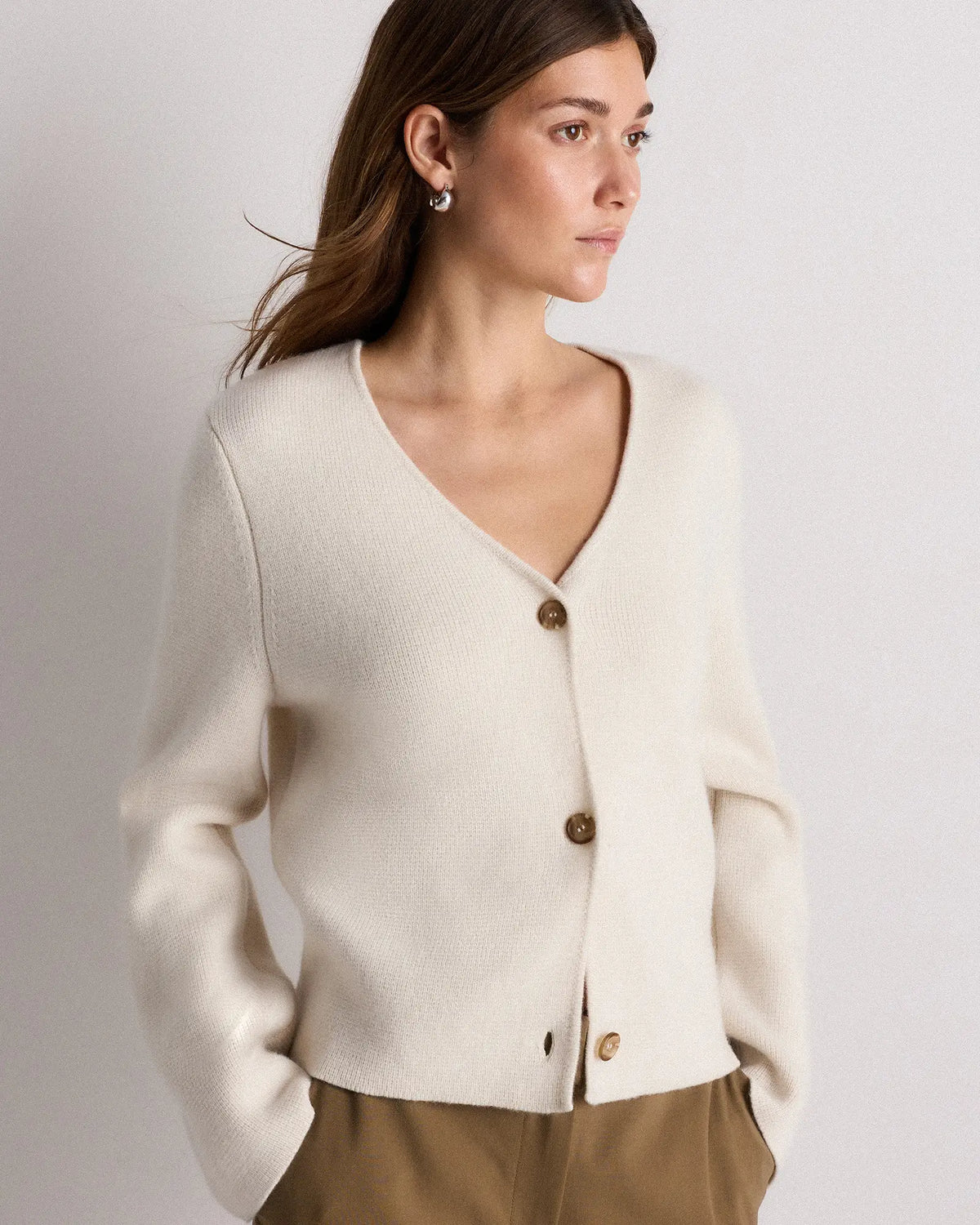 Mongolian Cashmere Structured V-Neck Cardigan - US 8536
