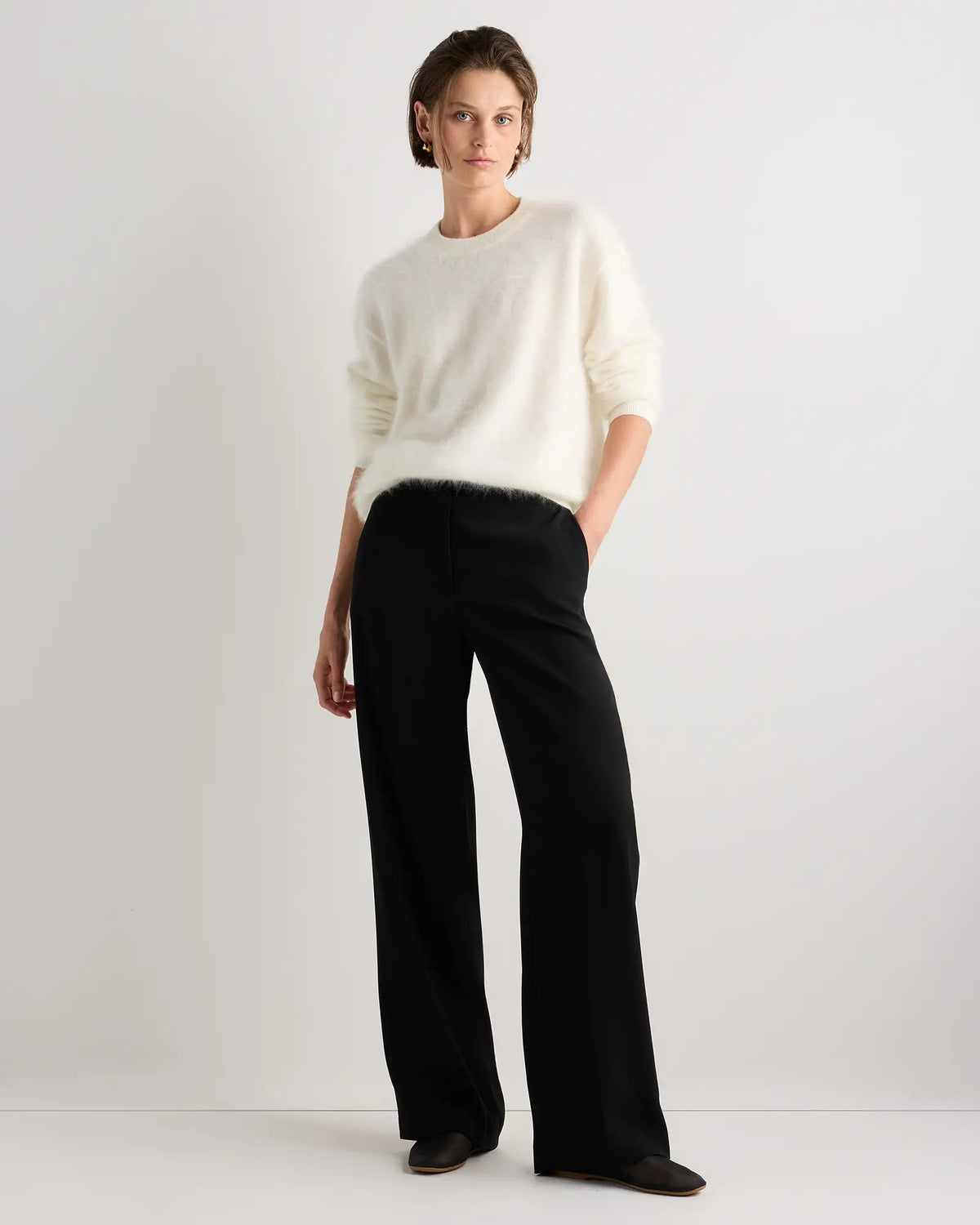 Brushed Cashmere Oversized Crewneck Sweater - US 0782