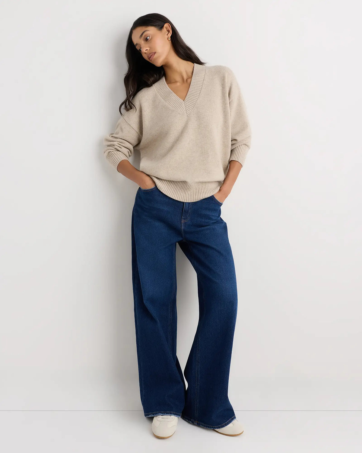 Mongolian Cashmere Oversized V-Neck Sweater - US 3958