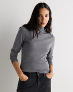 Ultra-Fine Merino Wool Turtleneck Sweater - US 0726