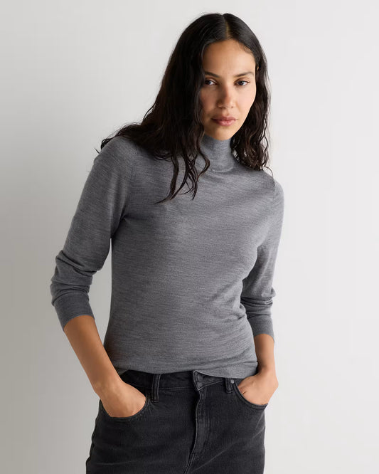 Ultra-Fine Merino Wool Turtleneck Sweater - US 0726