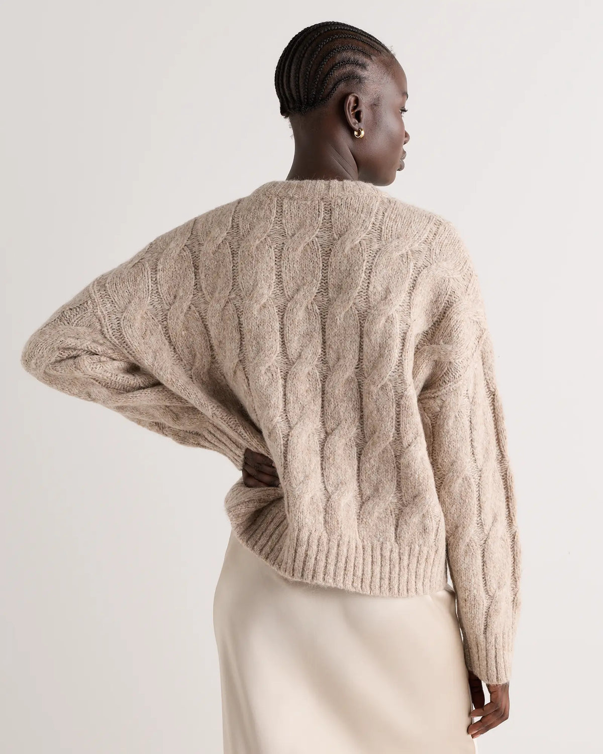 Lofty Baby Alpaca Relaxed Cropped Cable Crewneck - US 3816