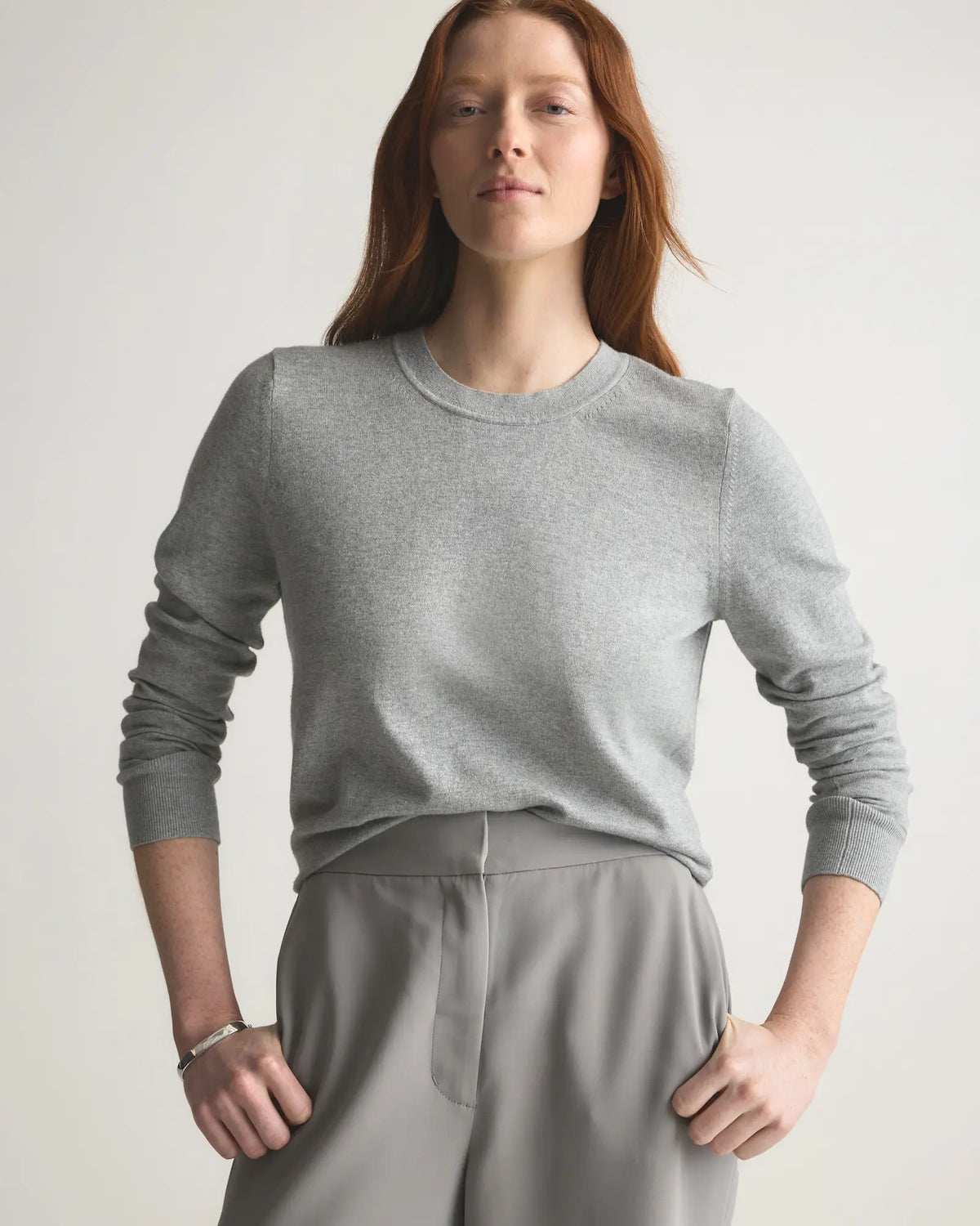 Lightweight Cotton Cashmere Crew Sweater - US 9305