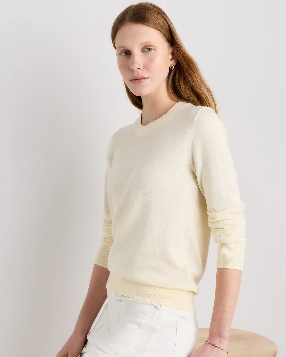 Lightweight Cotton Cashmere Crew Sweater - US 4190