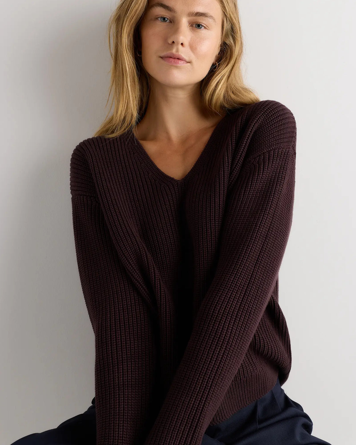 100% Organic Cotton Fisherman V-Neck Sweater - US 6187
