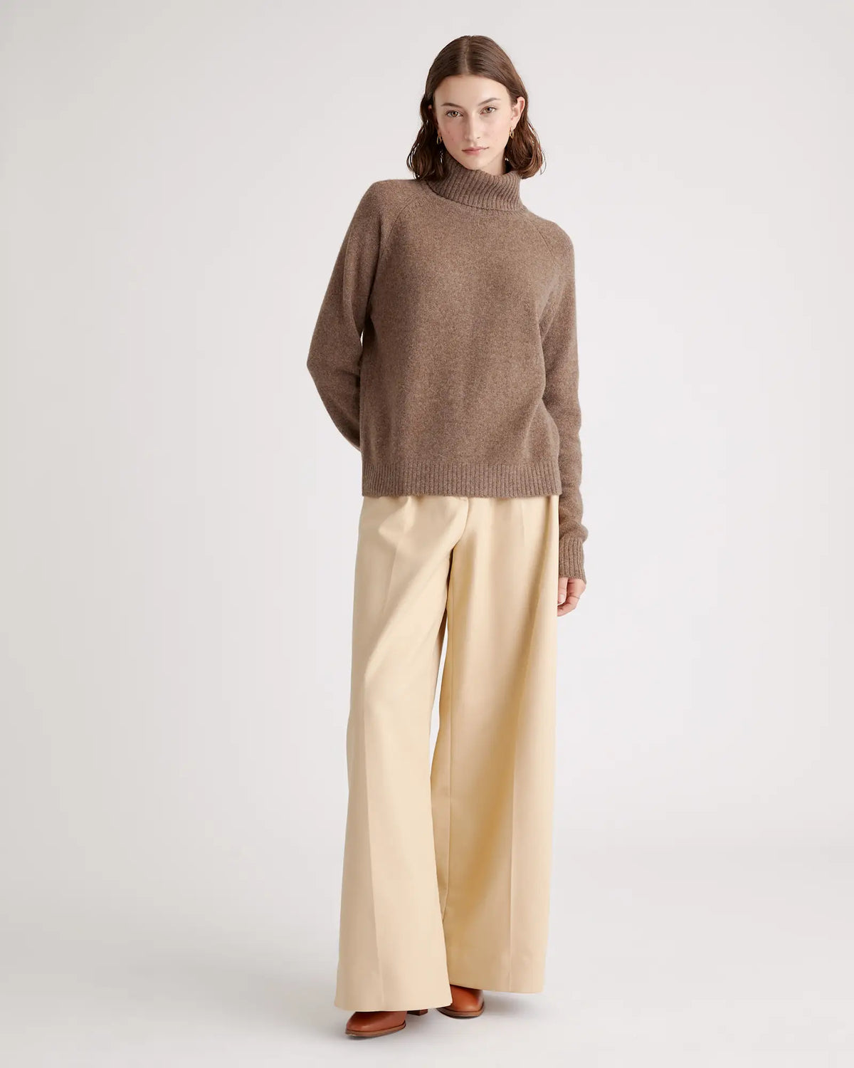 100% Yak Wool Turtleneck Sweater - US 6667
