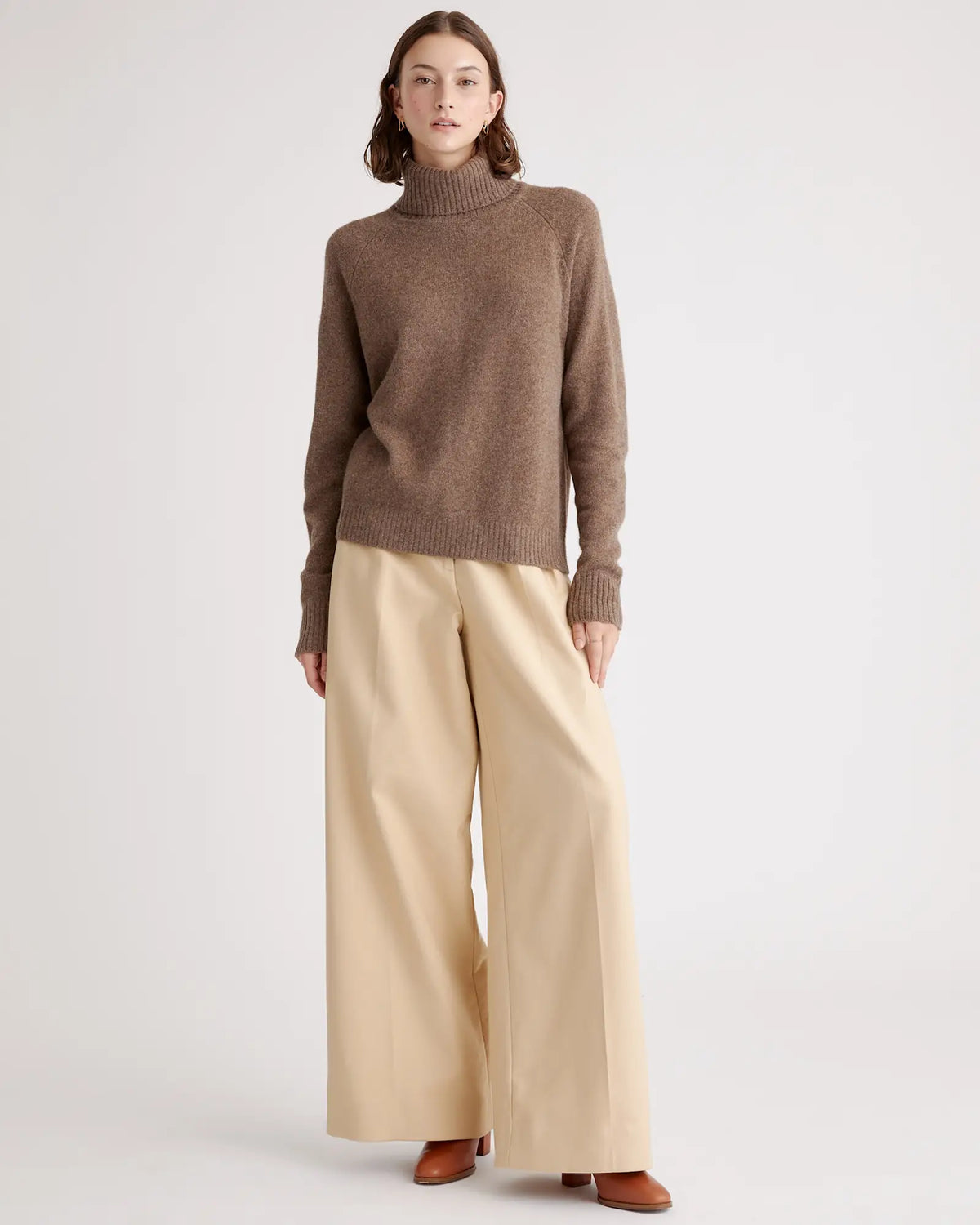 100% Yak Wool Turtleneck Sweater - US 6667