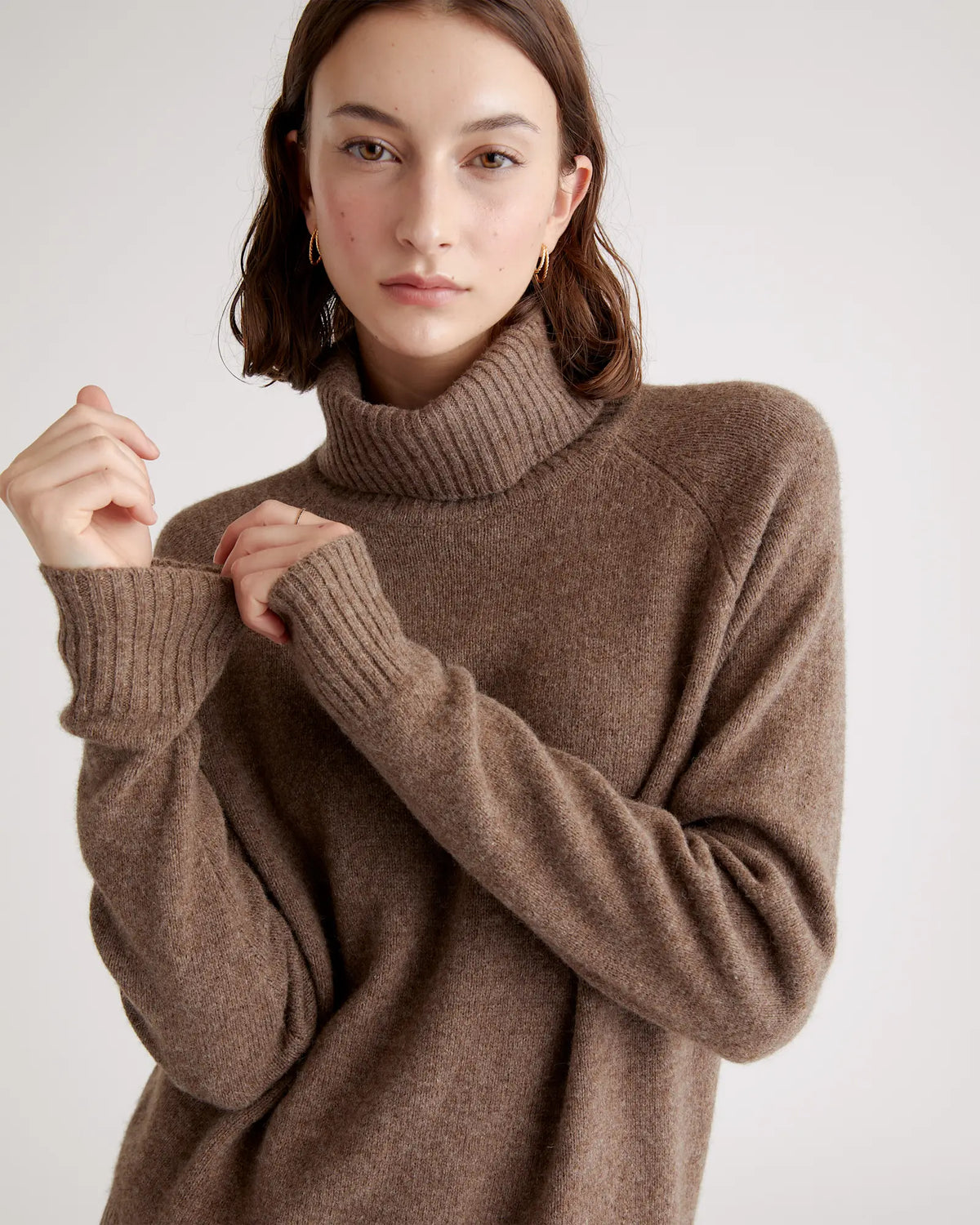100% Yak Wool Turtleneck Sweater - US 6667