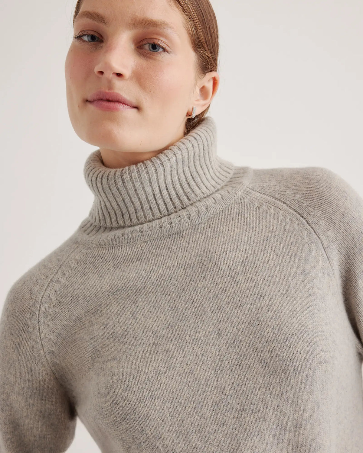 100% Yak Wool Turtleneck Sweater - US 1483