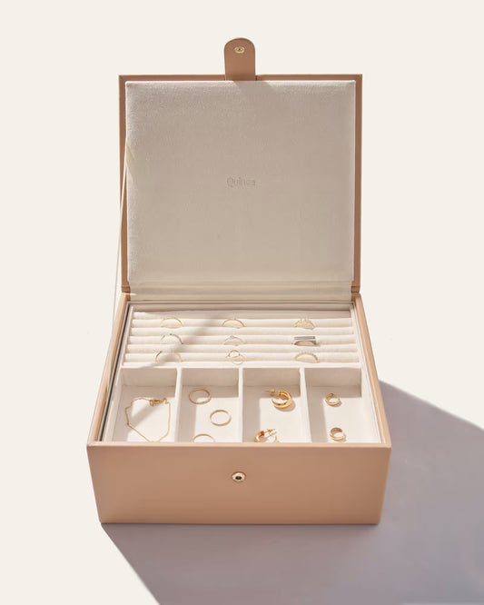 Leather Jewelry Box - US 7140