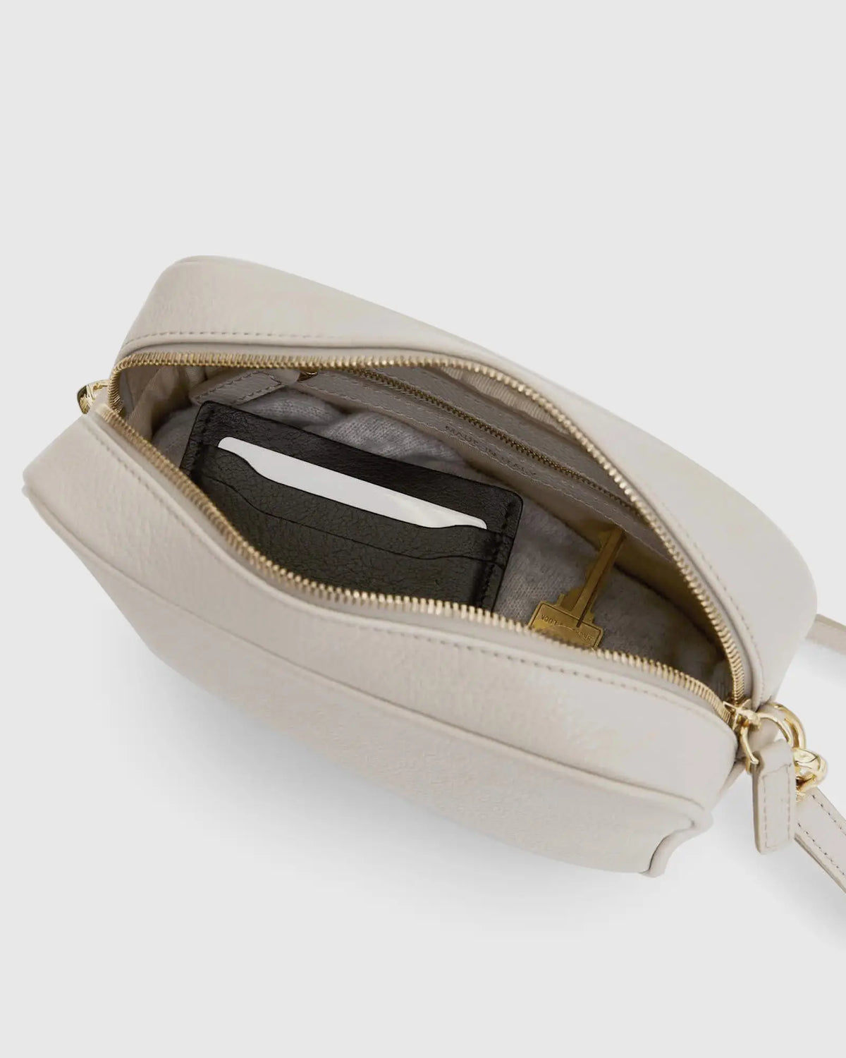 Gemma Crossbody - US 9928
