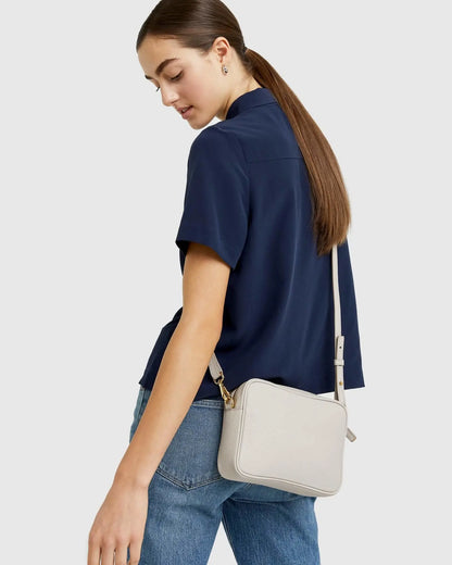 Gemma Crossbody - US 9928